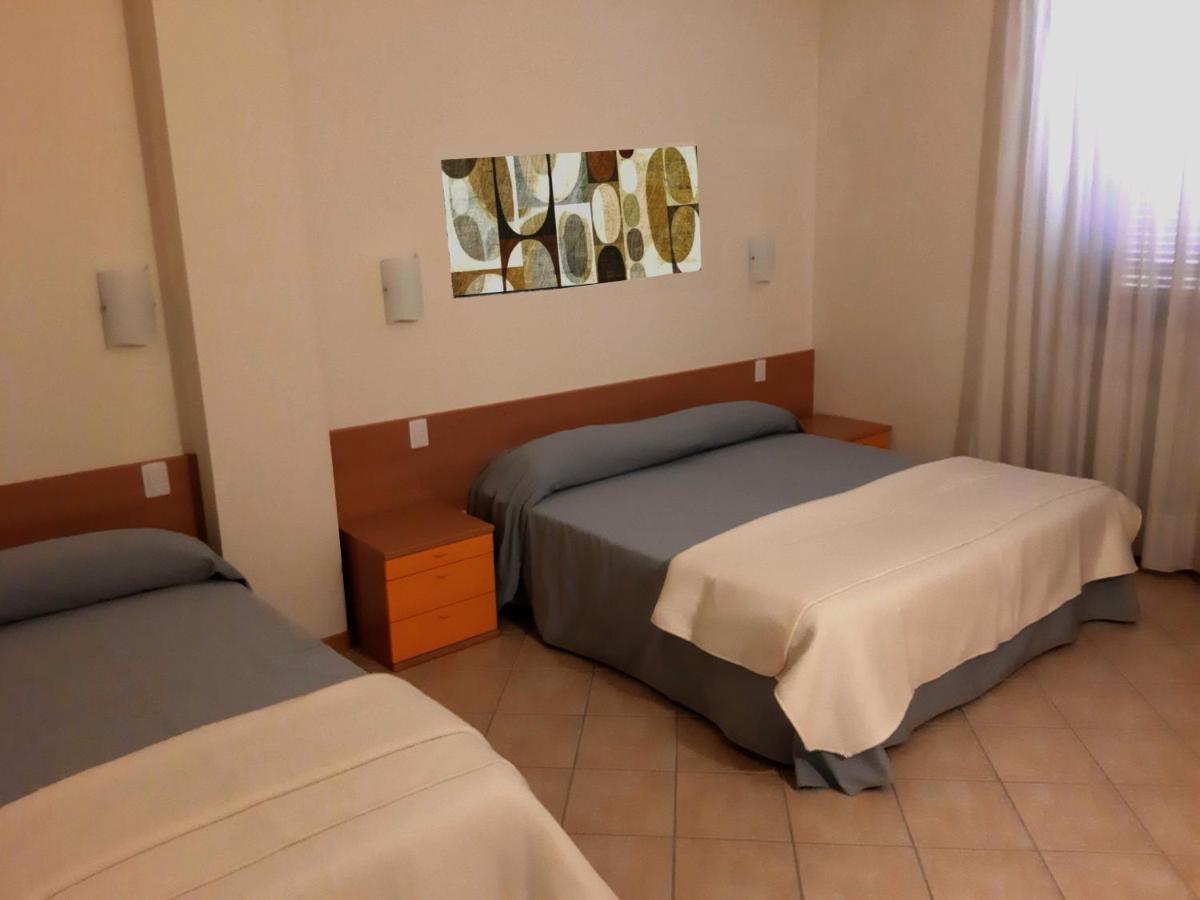 Residence Terme Di San Giacomo Sarnano Buitenkant foto