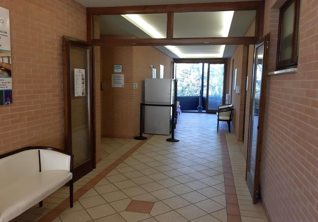 Residence Terme Di San Giacomo Sarnano Buitenkant foto