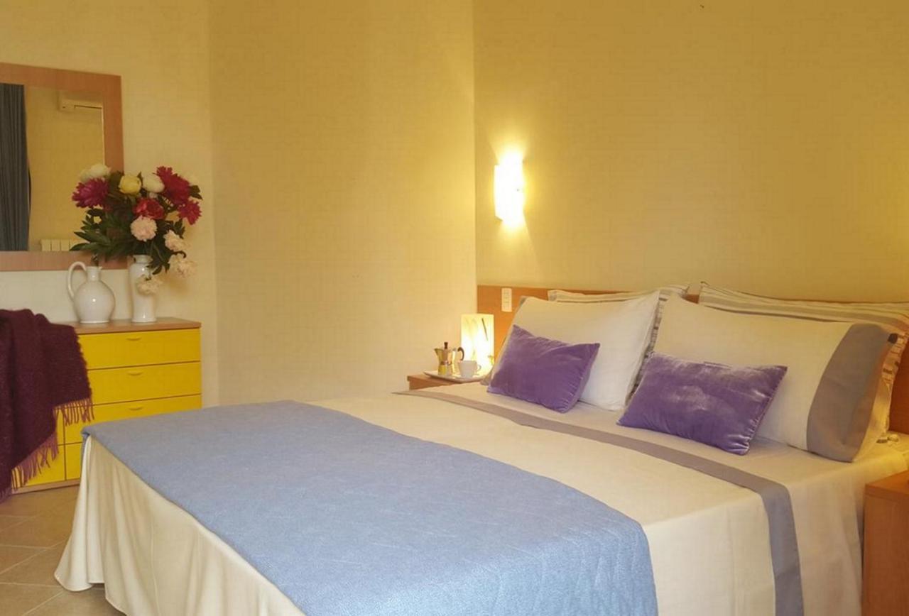 Residence Terme Di San Giacomo Sarnano Buitenkant foto